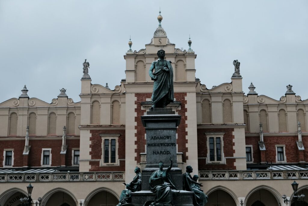 Klædehallen på torvet i Kraków